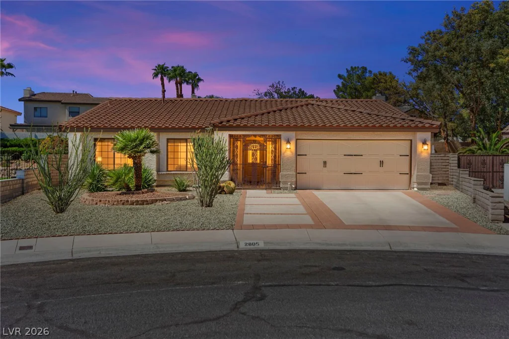 2805 Crystal Cove, Las Vegas, NV 89117