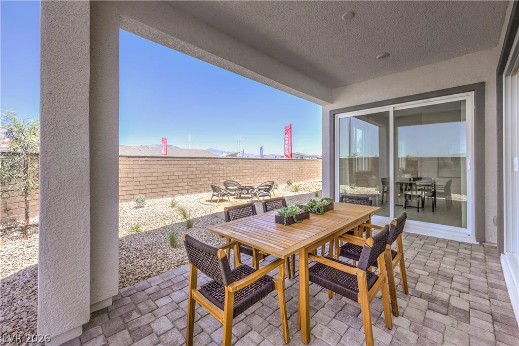 7925 Justin Cove, North Las Vegas, NV 89084