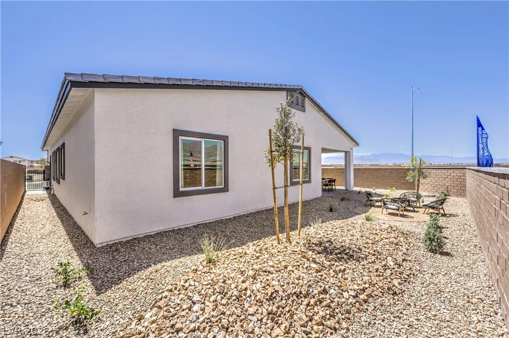 7925 Justin Cove, North Las Vegas, NV 89084