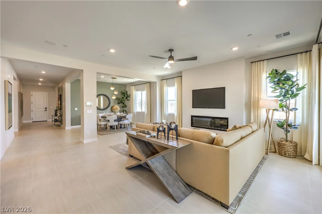 7925 Justin Cove, North Las Vegas, NV 89084