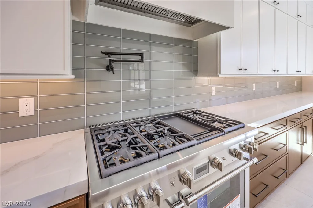 3051 Serene, Henderson, NV 89074