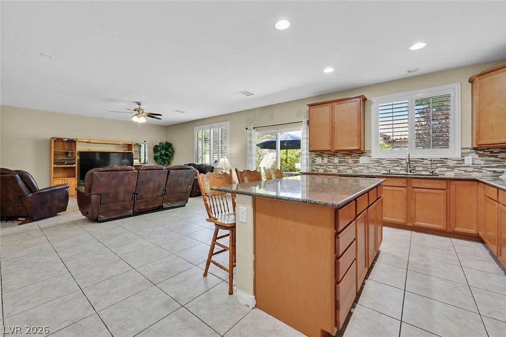 8208 Redbud Vine, North Las Vegas, NV 89085