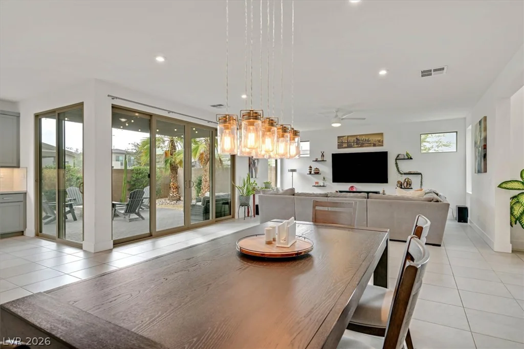 4195 Landberg, Las Vegas, NV 89141