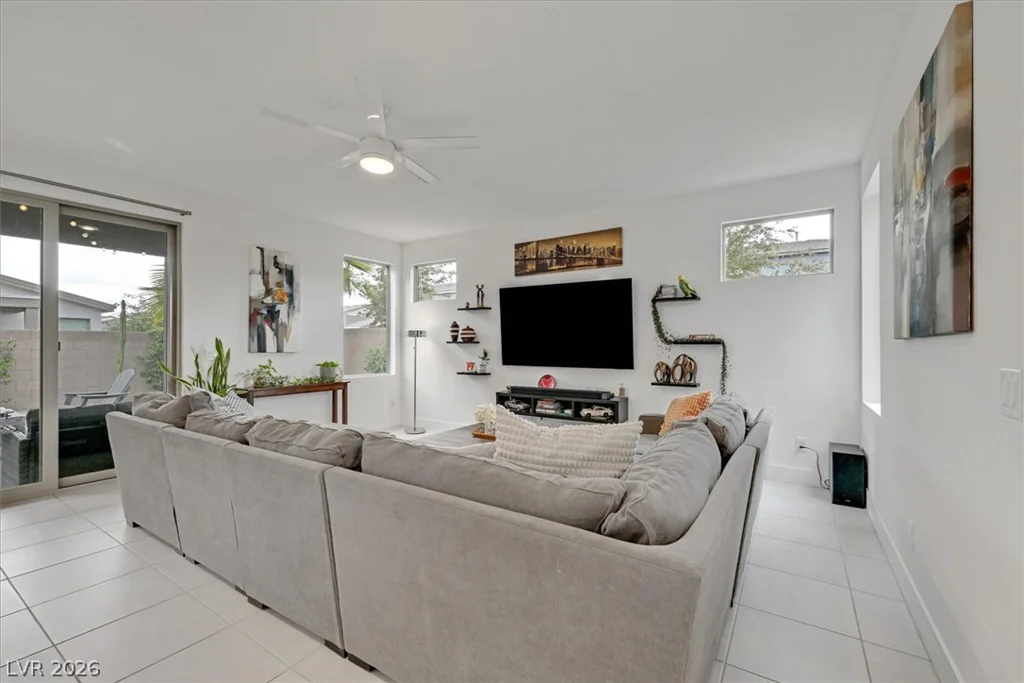 4195 Landberg, Las Vegas, NV 89141