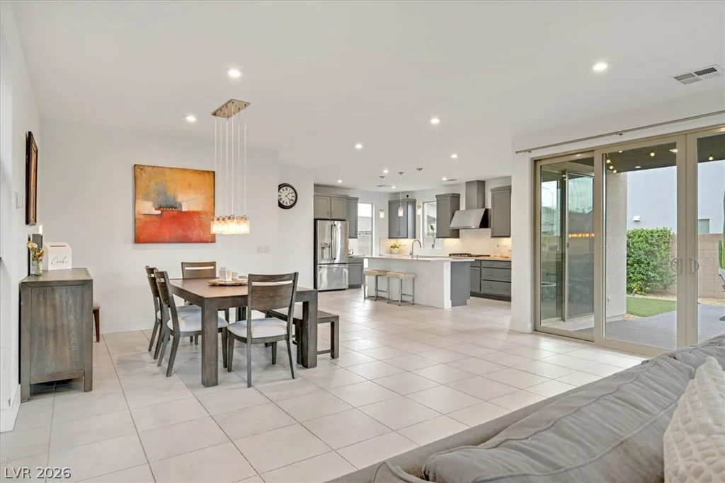 4195 Landberg, Las Vegas, NV 89141