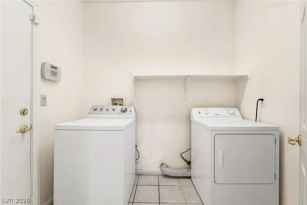 8251 Shell Beach, Las Vegas, NV 89117
