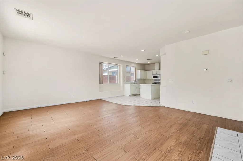 8251 Shell Beach, Las Vegas, NV 89117