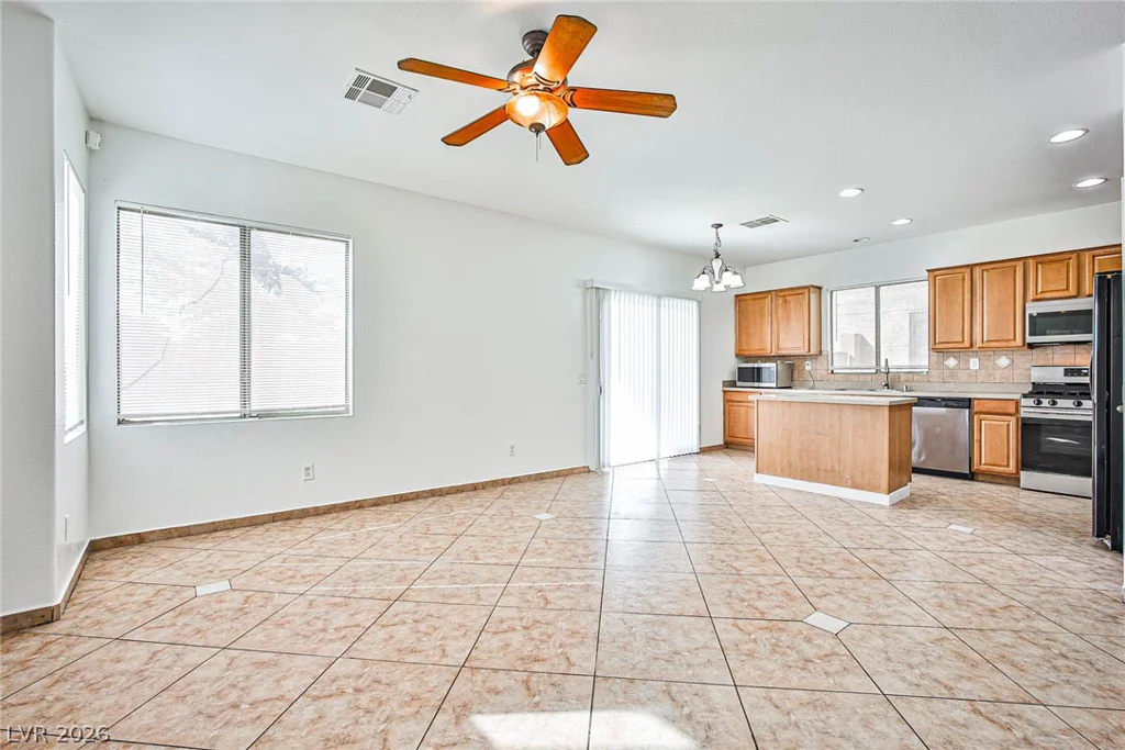7647 MOCORITO, Las Vegas, NV 89113