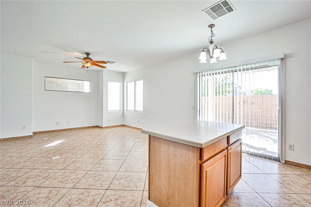 7647 MOCORITO, Las Vegas, NV 89113