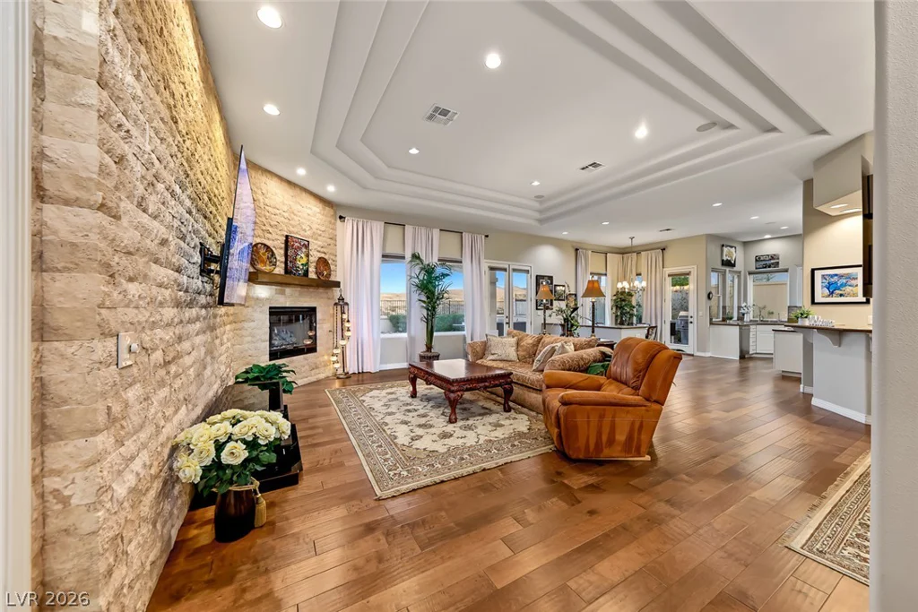 25 Avenida Fiori, Henderson, NV 89011