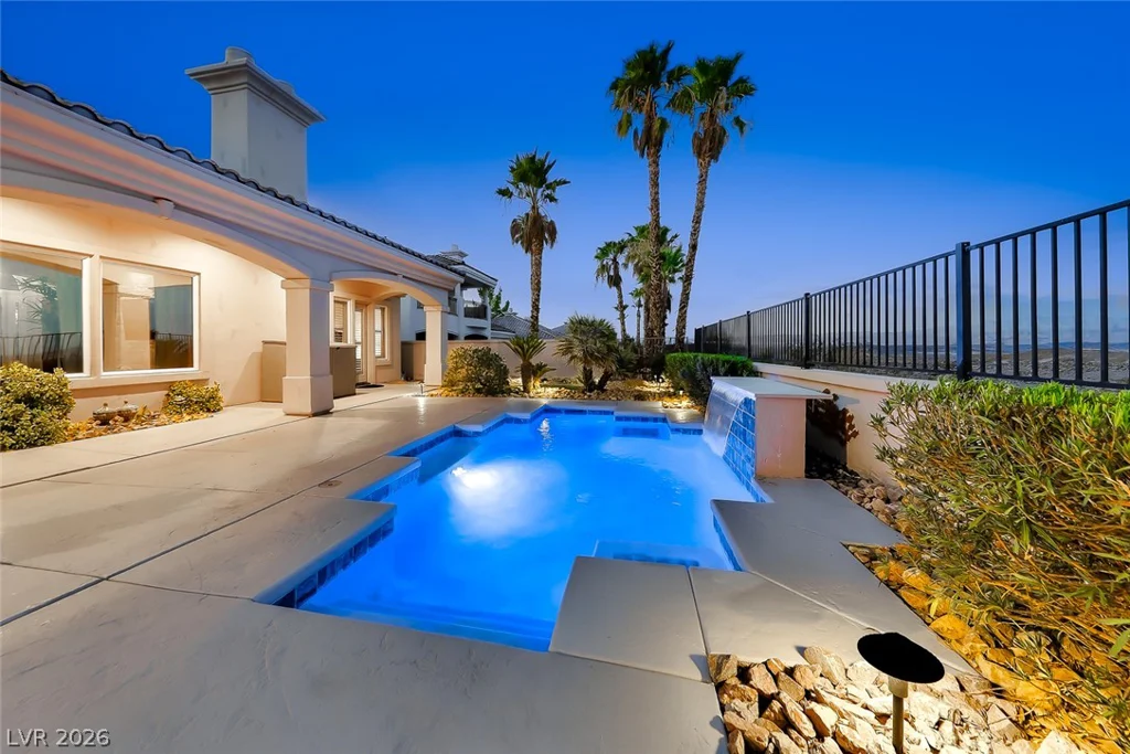 25 Avenida Fiori, Henderson, NV 89011