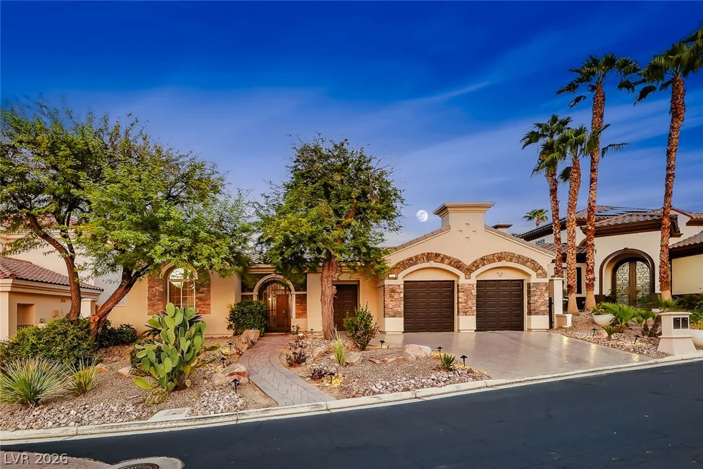 25 Avenida Fiori, Henderson, NV 89011