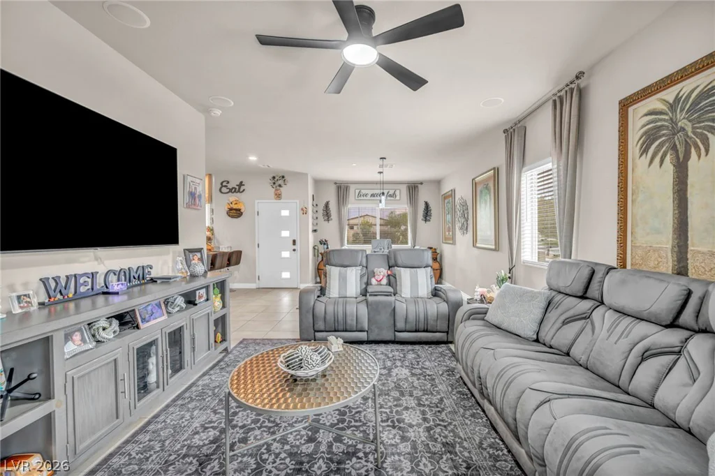 7481 Garnet Moon, North Las Vegas, NV 89084