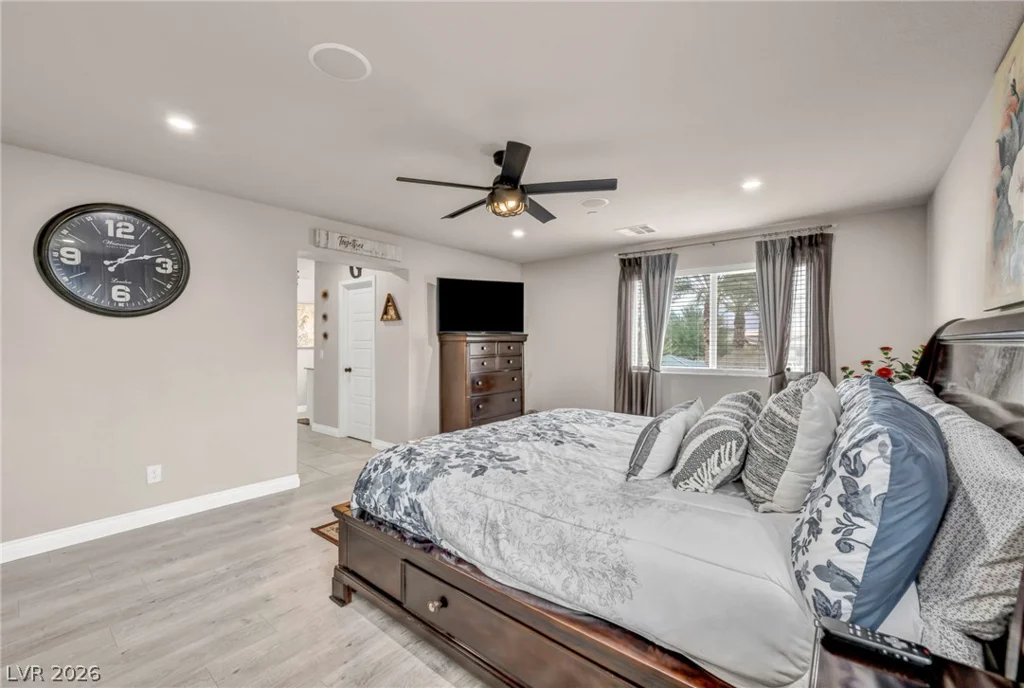 7481 Garnet Moon, North Las Vegas, NV 89084