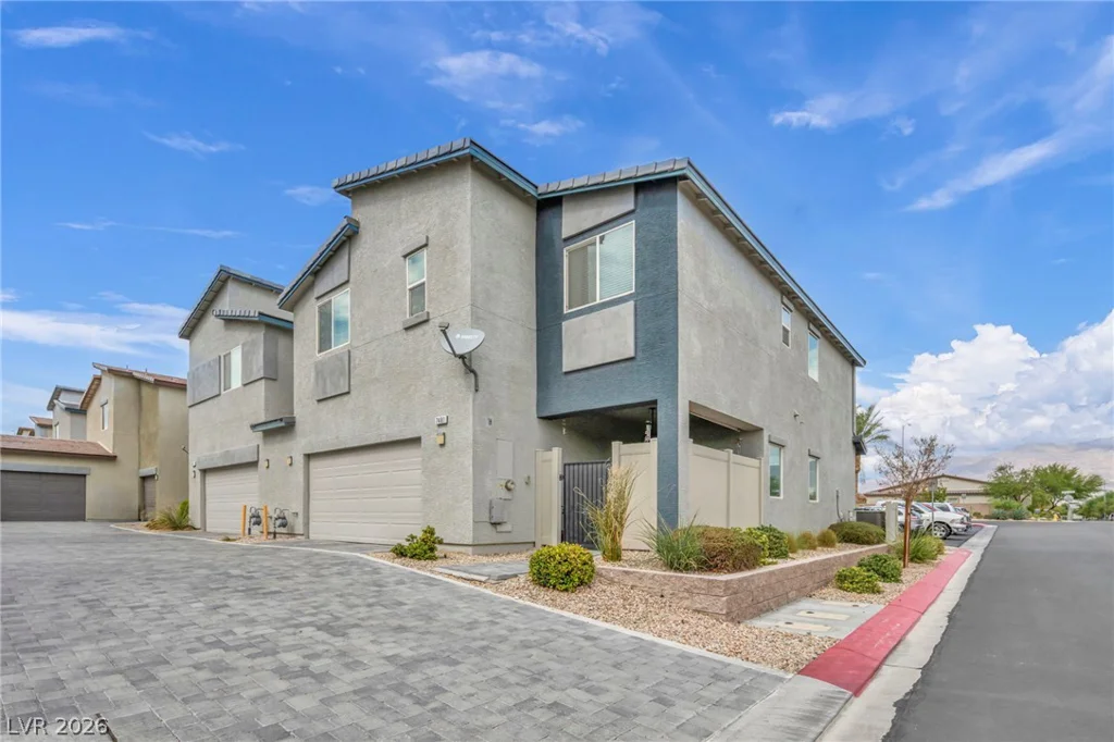 7481 Garnet Moon, North Las Vegas, NV 89084