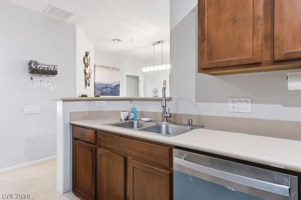8324 Charleston, Las Vegas, NV 89117