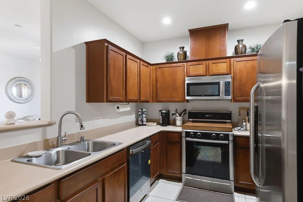 8324 Charleston, Las Vegas, NV 89117