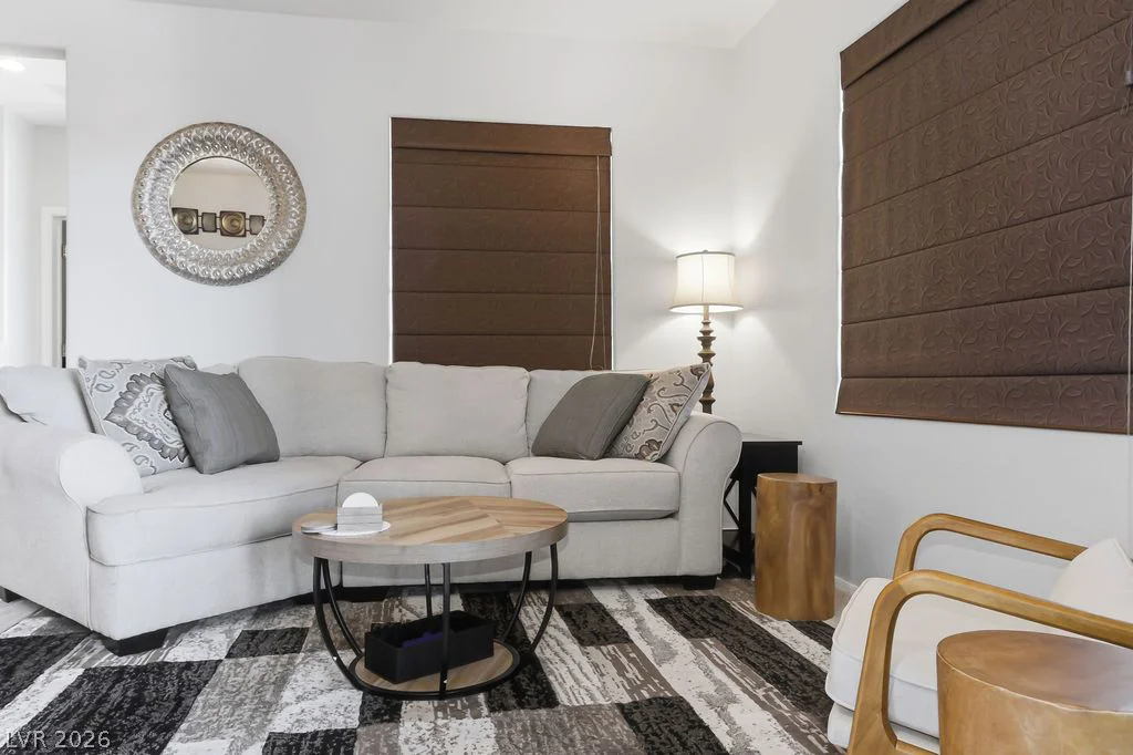 8324 Charleston, Las Vegas, NV 89117