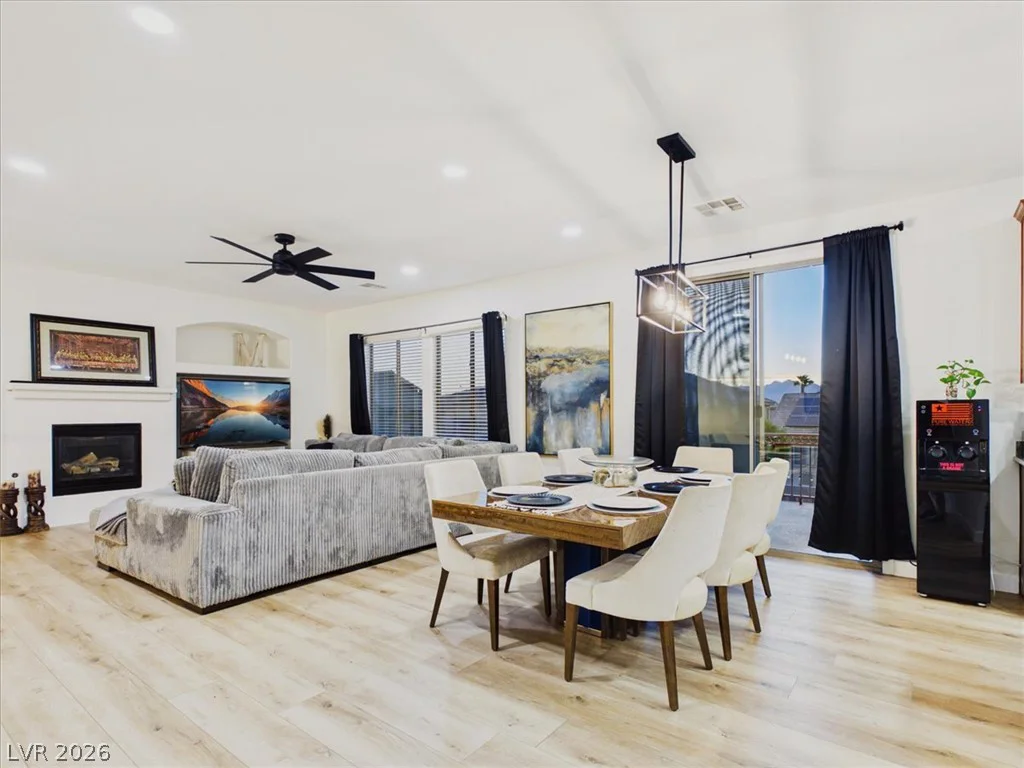 5845 Altissimo, North Las Vegas, NV 89081
