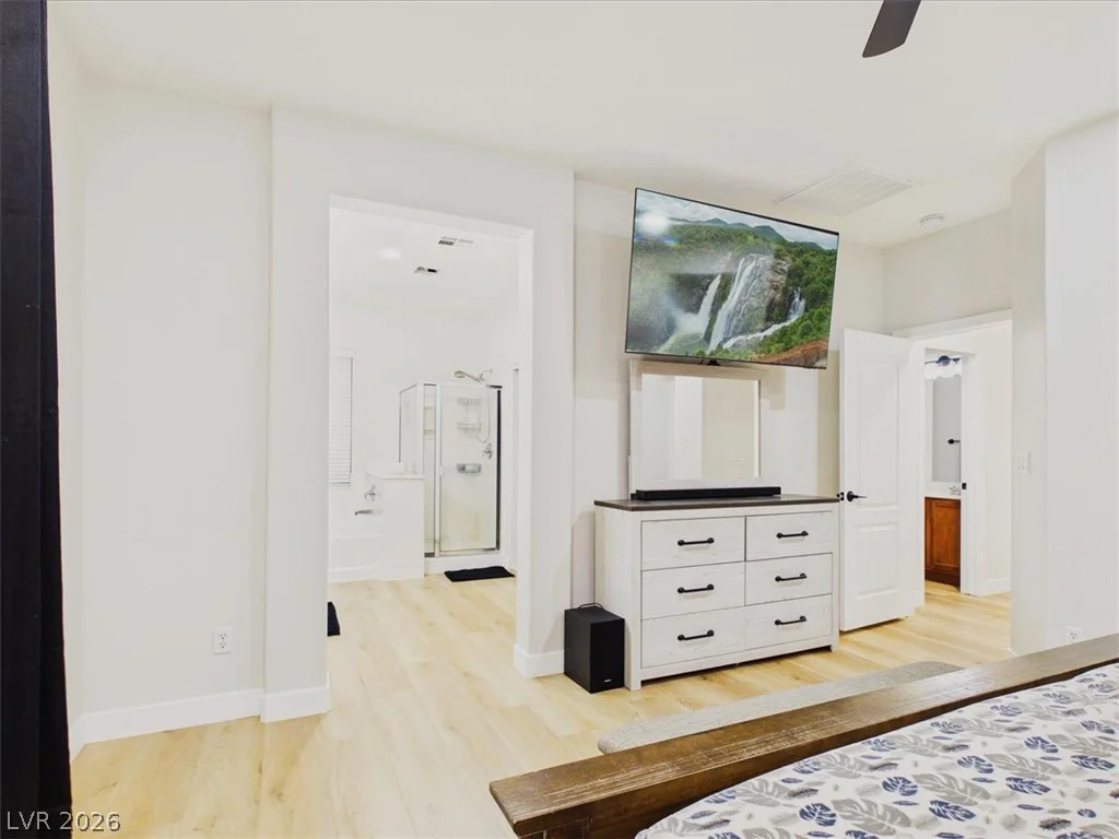 5845 Altissimo, North Las Vegas, NV 89081