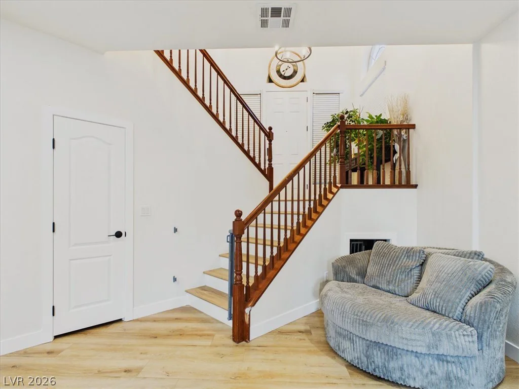 5845 Altissimo, North Las Vegas, NV 89081