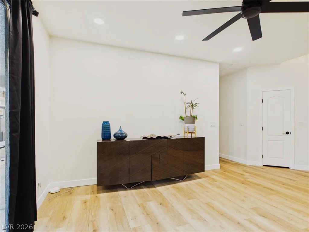 5845 Altissimo, North Las Vegas, NV 89081