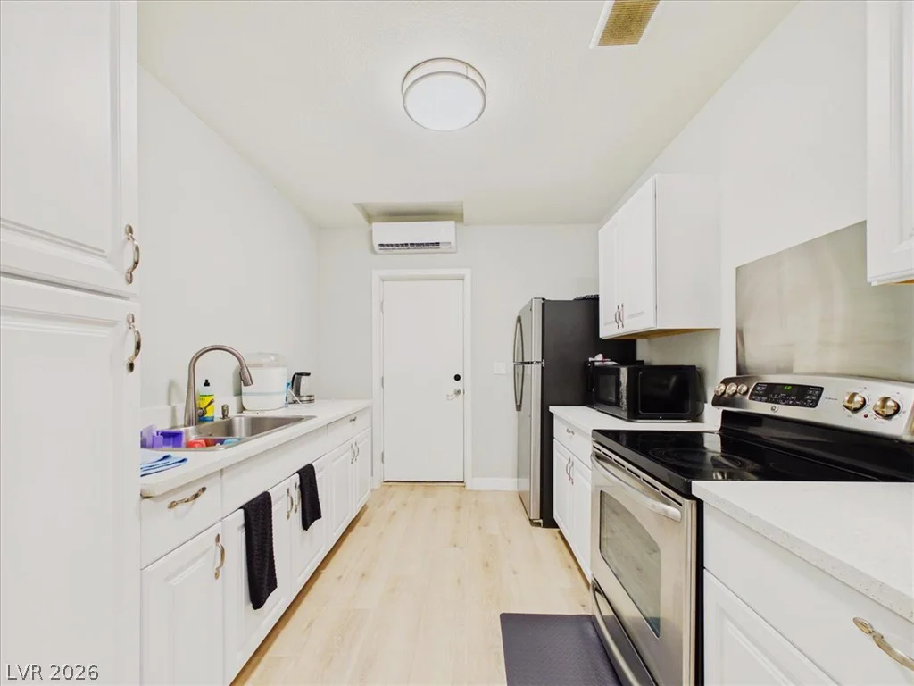 5845 Altissimo, North Las Vegas, NV 89081