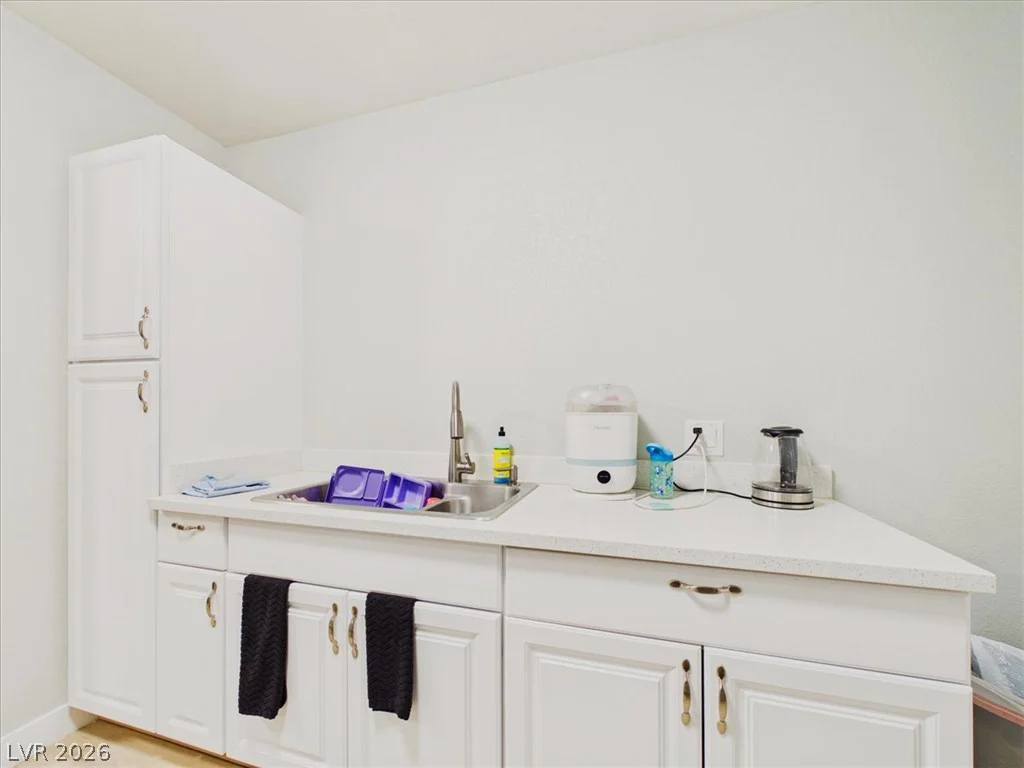 5845 Altissimo, North Las Vegas, NV 89081