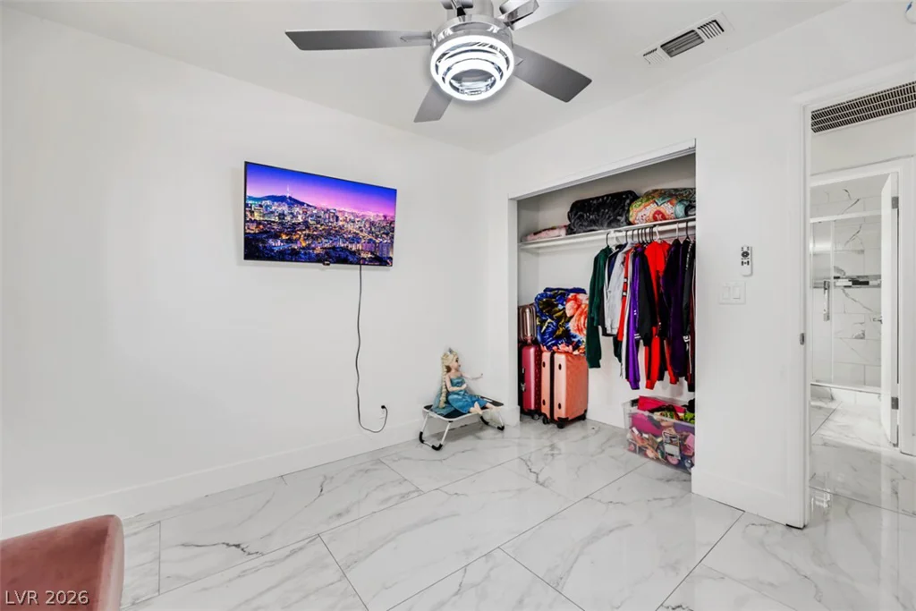 3337 Irv Marcus, Las Vegas, NV 89108