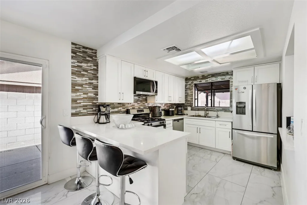 3337 Irv Marcus, Las Vegas, NV 89108