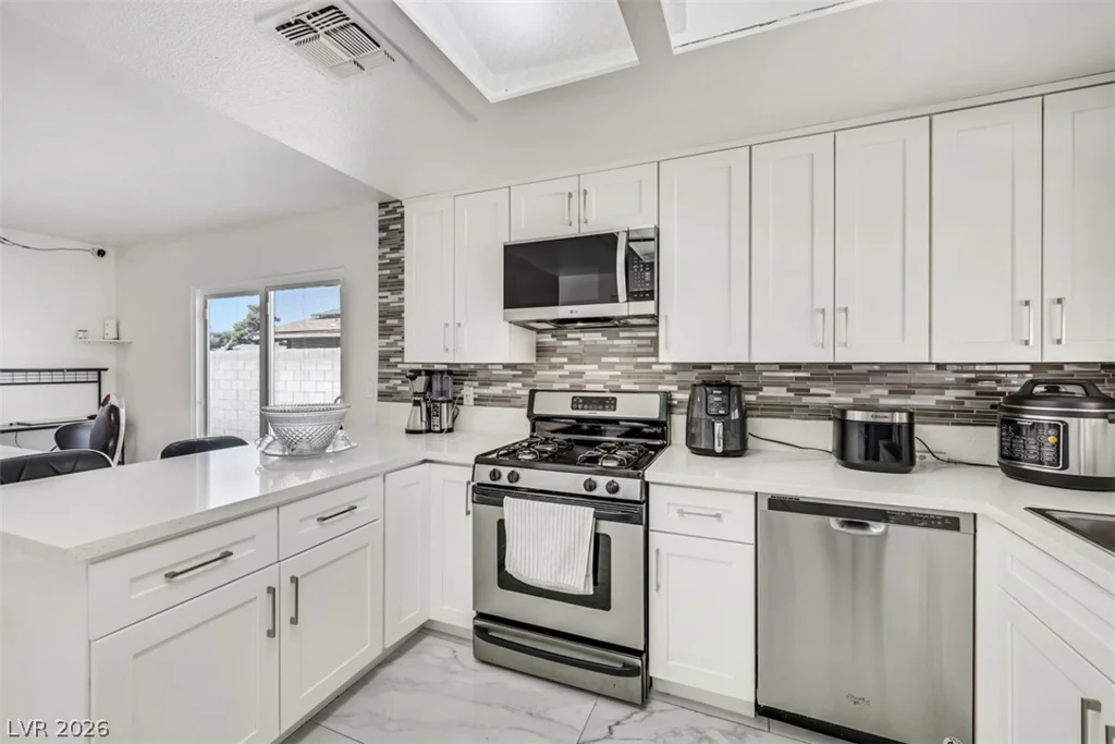 3337 Irv Marcus, Las Vegas, NV 89108