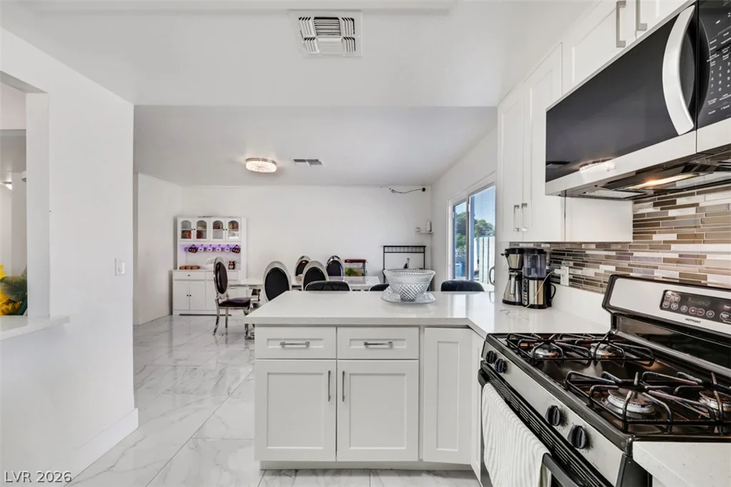 3337 Irv Marcus, Las Vegas, NV 89108