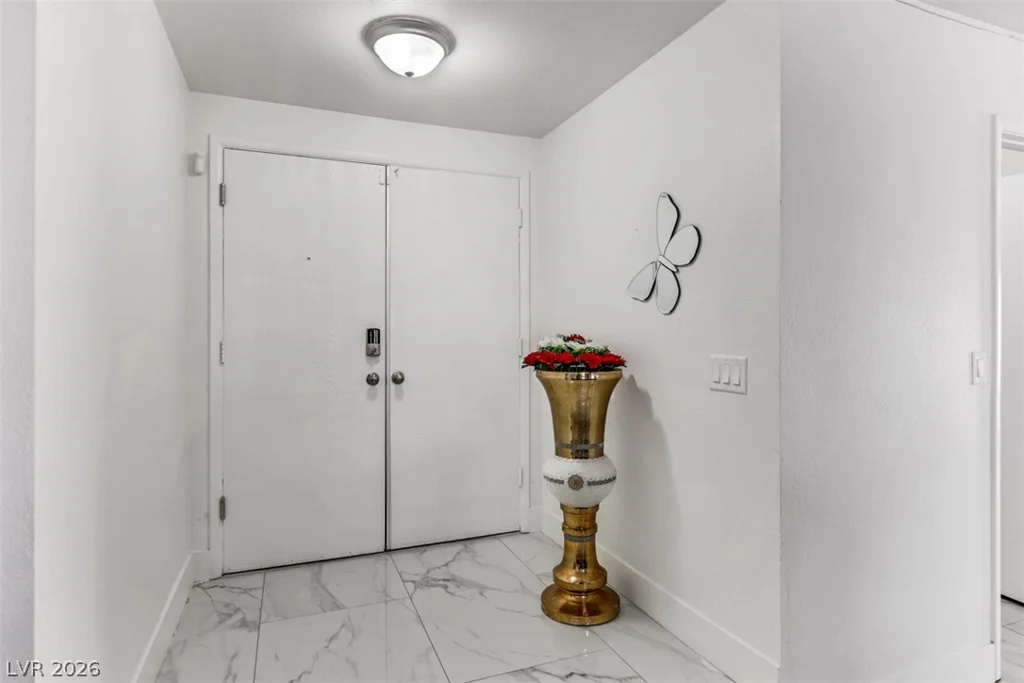 3337 Irv Marcus, Las Vegas, NV 89108