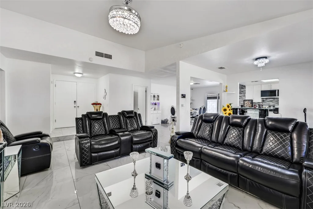 3337 Irv Marcus, Las Vegas, NV 89108