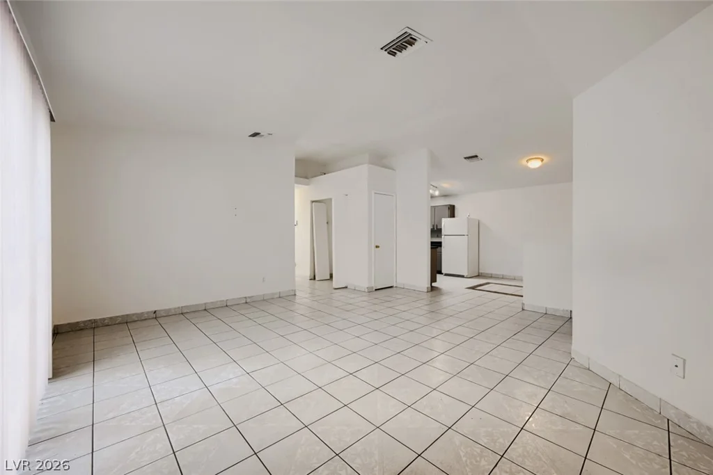 1918 King Hill, Las Vegas, NV 89106