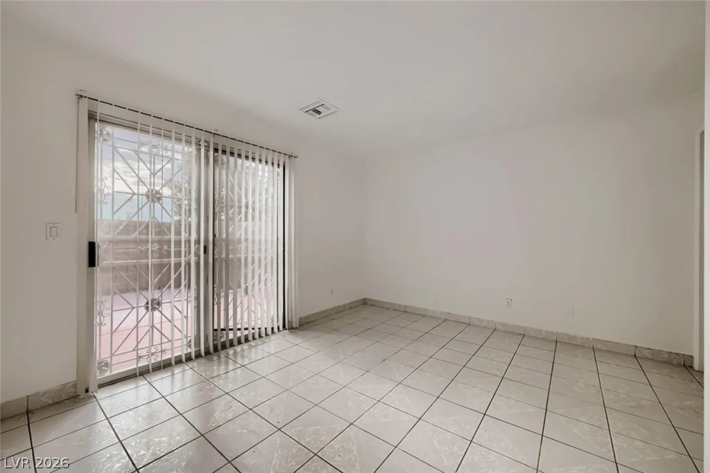 1918 King Hill, Las Vegas, NV 89106