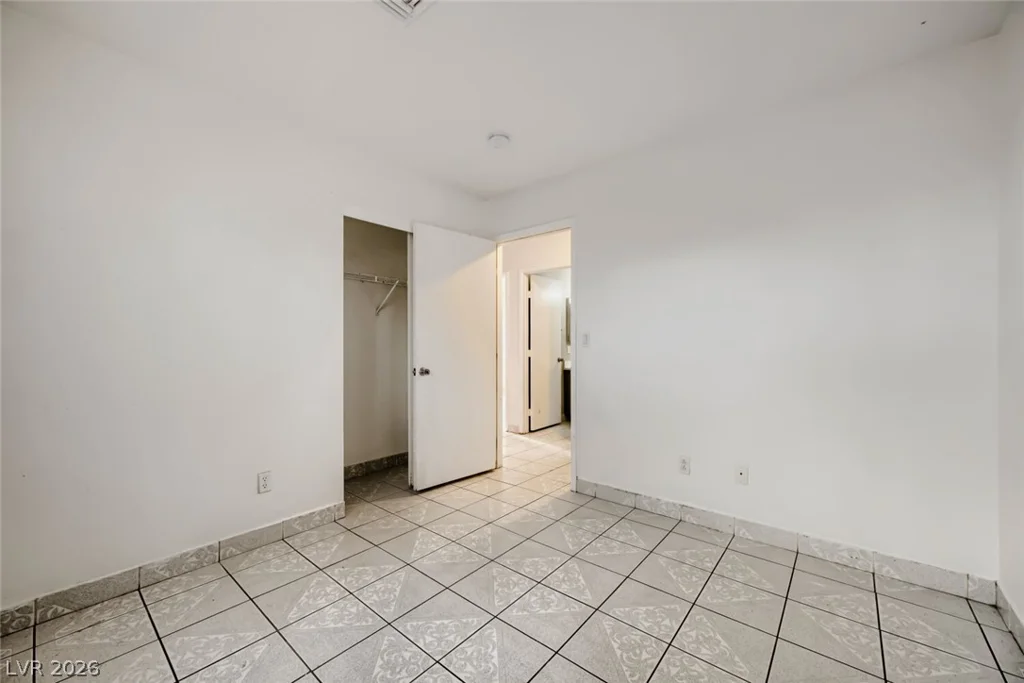 1918 King Hill, Las Vegas, NV 89106