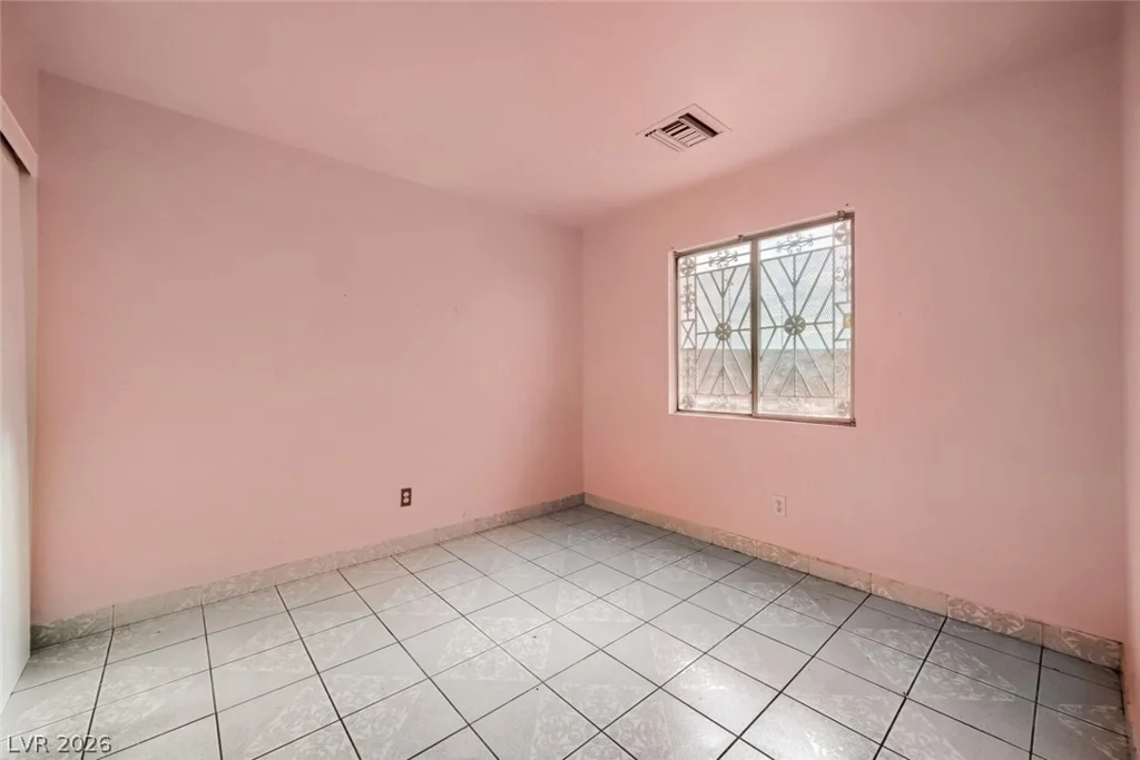 1918 King Hill, Las Vegas, NV 89106