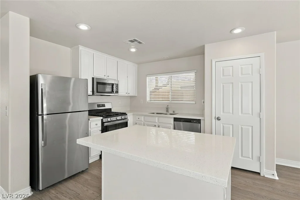 6185 Wild Lilac, Las Vegas, NV 89141
