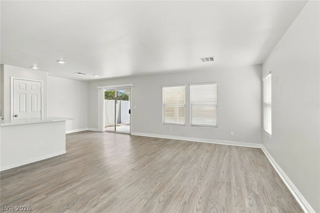 6185 Wild Lilac, Las Vegas, NV 89141