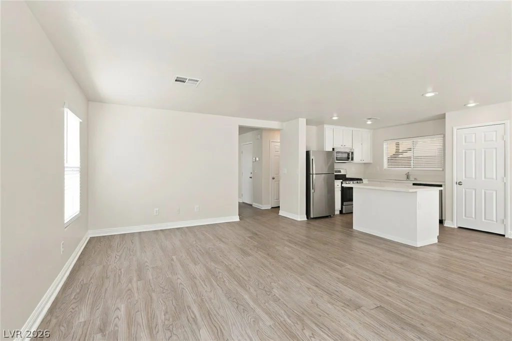 6185 Wild Lilac, Las Vegas, NV 89141