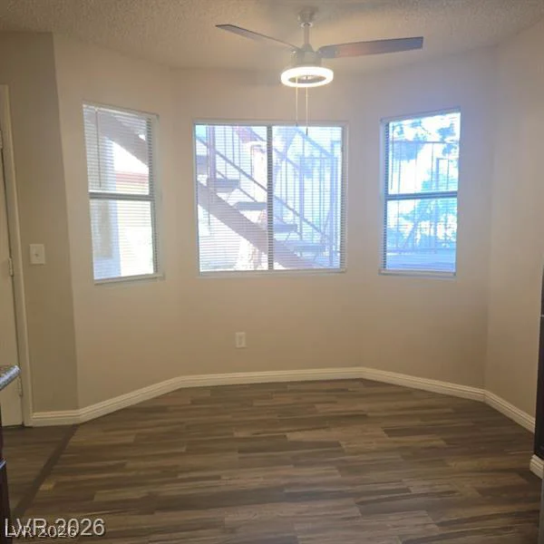 713 Rock Springs, Las Vegas, NV 89128
