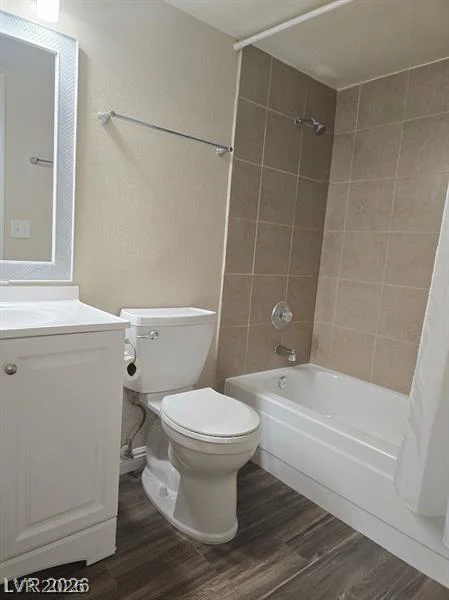 713 Rock Springs, Las Vegas, NV 89128