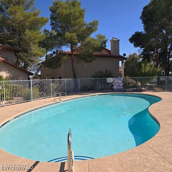 713 Rock Springs, Las Vegas, NV 89128