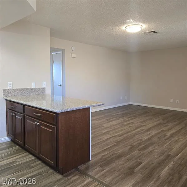 713 Rock Springs, Las Vegas, NV 89128
