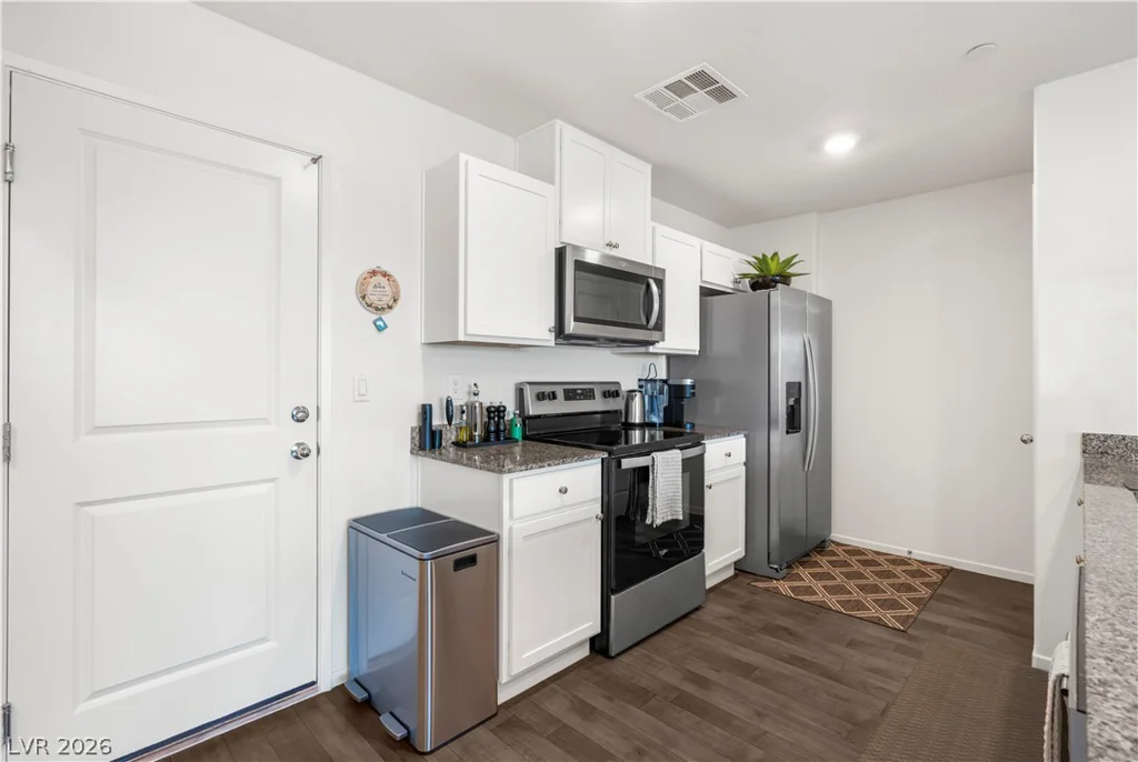 1128 Scarlet Sparrow, Henderson, NV 89011