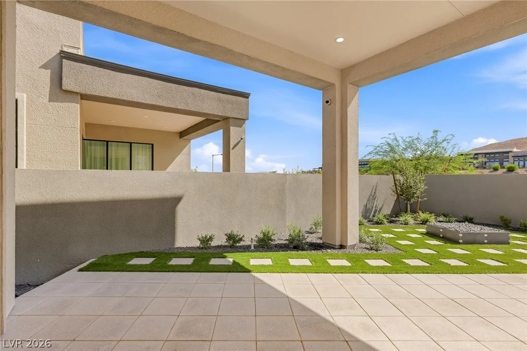 11041 Concord Valley, Las Vegas, NV 89135