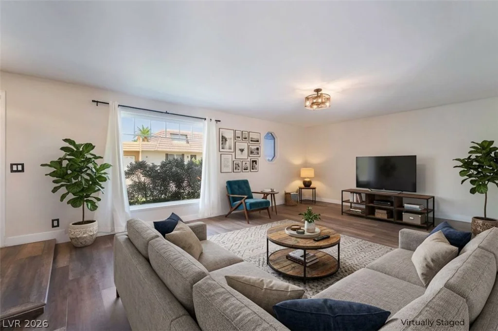 3750 Pilgrim, Las Vegas, NV 89121