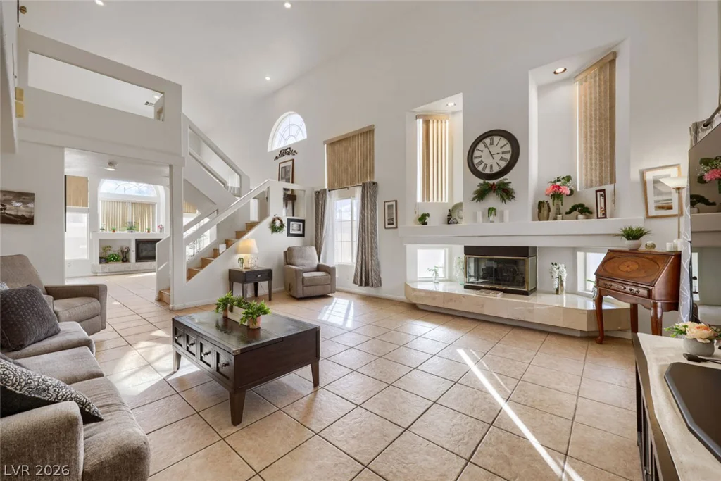 9133 Sapphire Ridge, Las Vegas, NV 89129