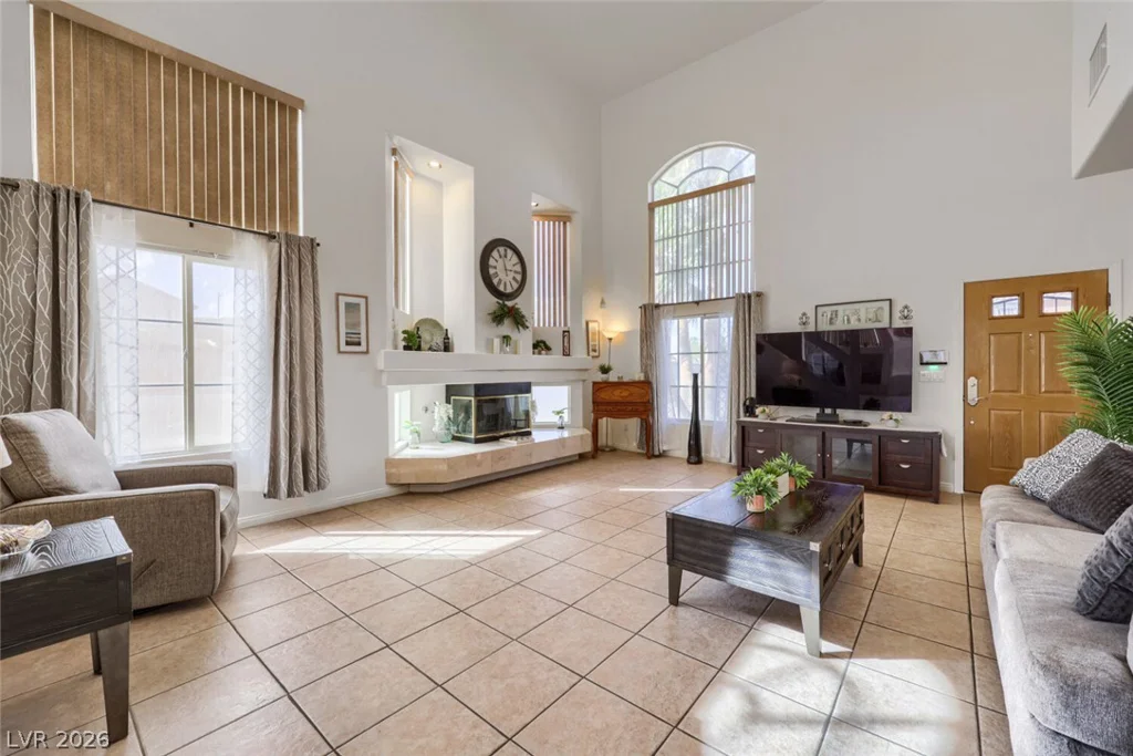 9133 Sapphire Ridge, Las Vegas, NV 89129